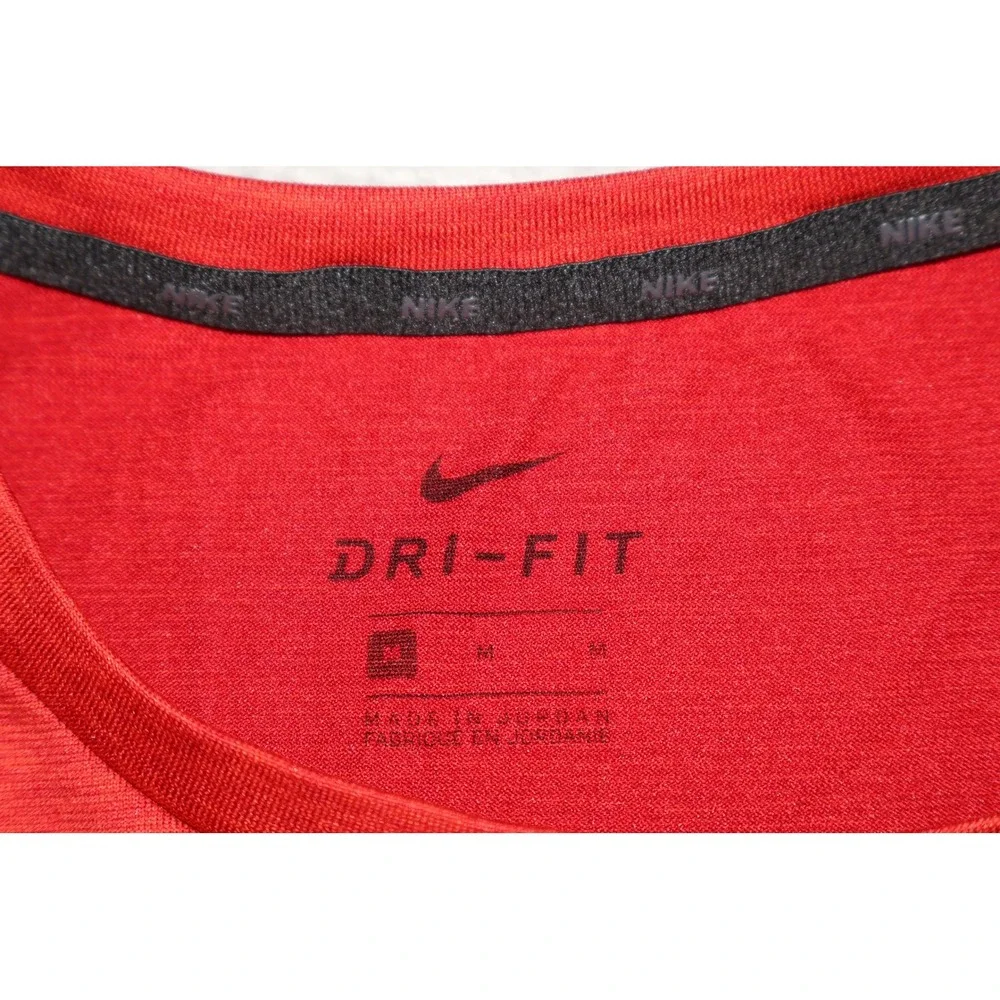 Nike Dri-FIT Gym Workout Shirt Mens Medium Red Short Sleeve Graphic Training Tee